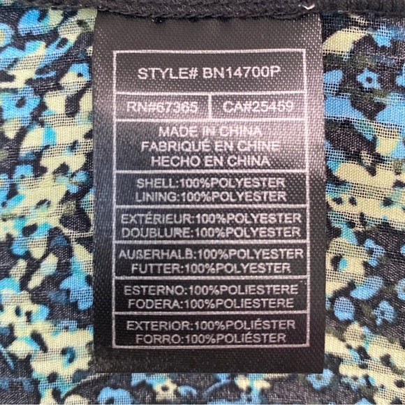 Steve Madden Stevie Floral Blouse Size 2X - Picture 9 of 10